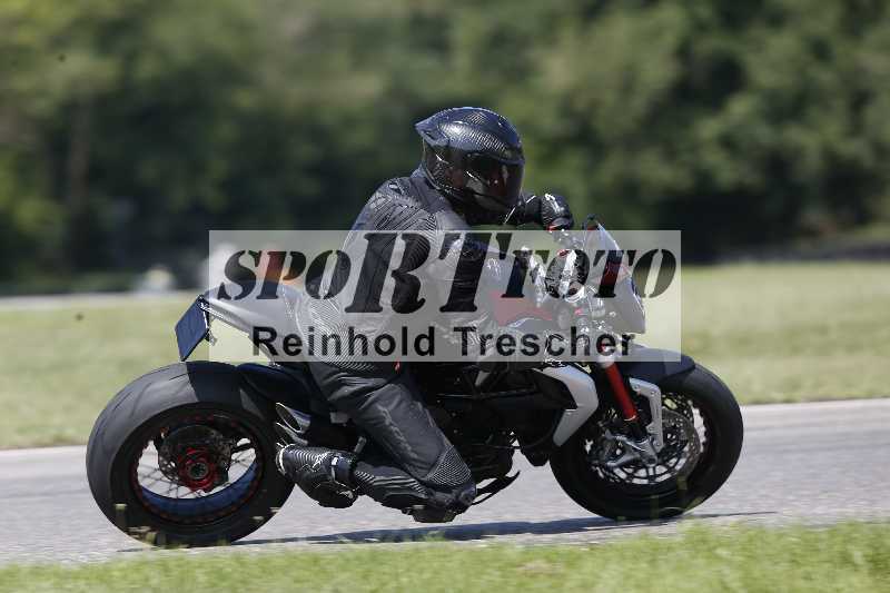 /44 09.08.2025 Plüss Moto Sport ADR/Einsteiger/54